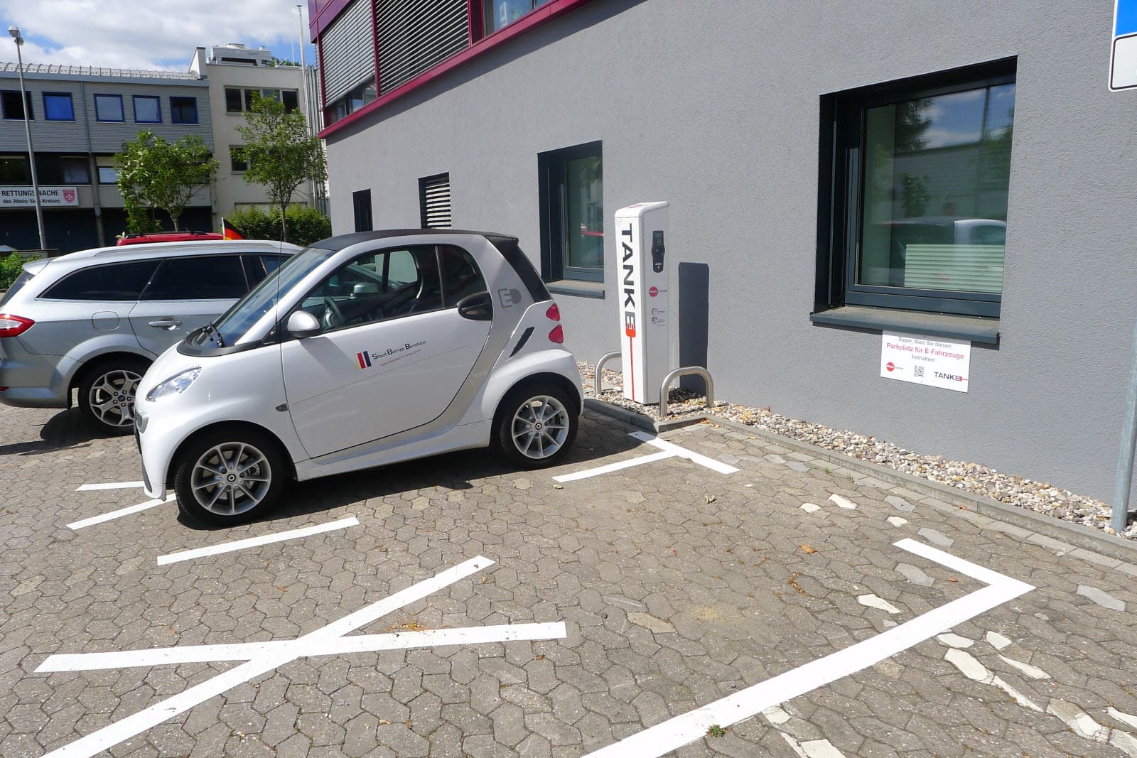 Foto der Ladestation [TankE] - Rathausstraße, Bornheim