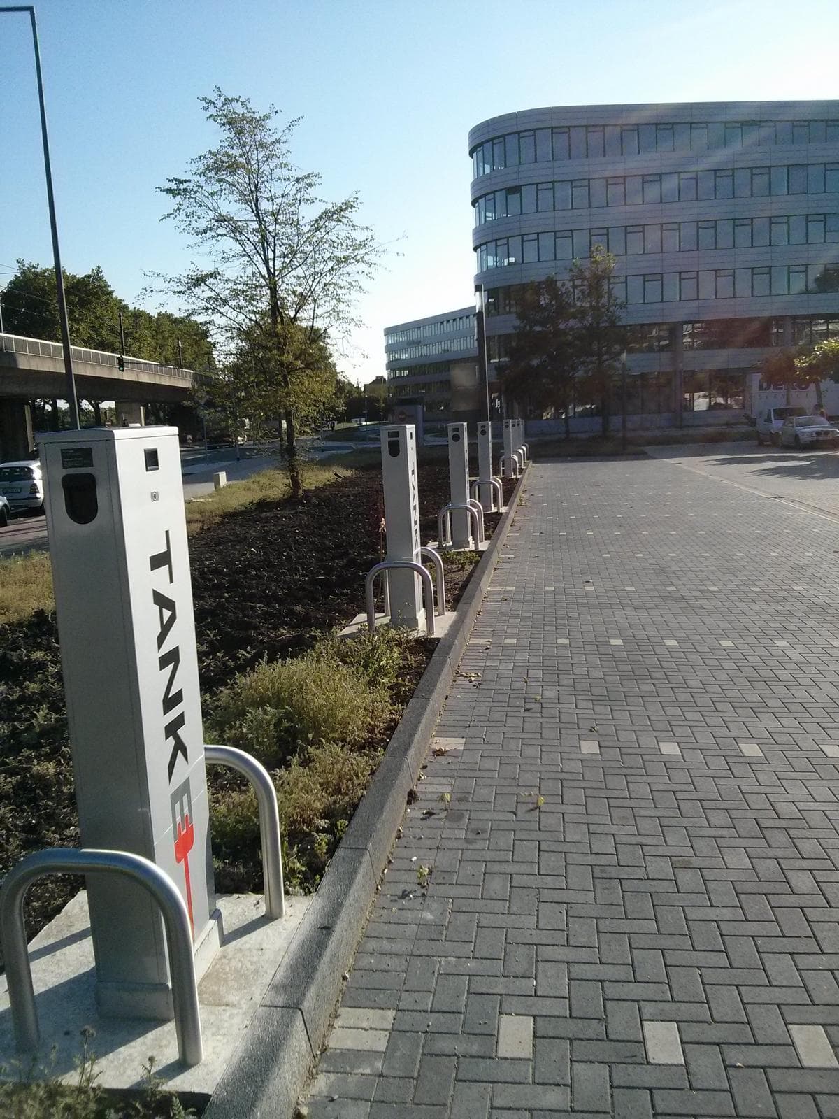 Foto der Ladestation [RheinEnergie] - Kundenparkplatz - Parkgürtel
