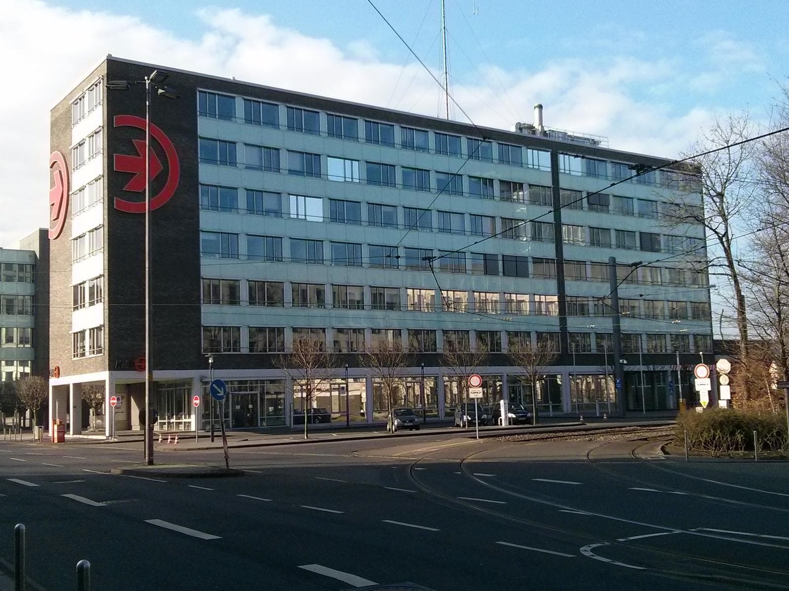 Foto der Ladestation [TankE] - KVB Westforum Besucherparkplatz