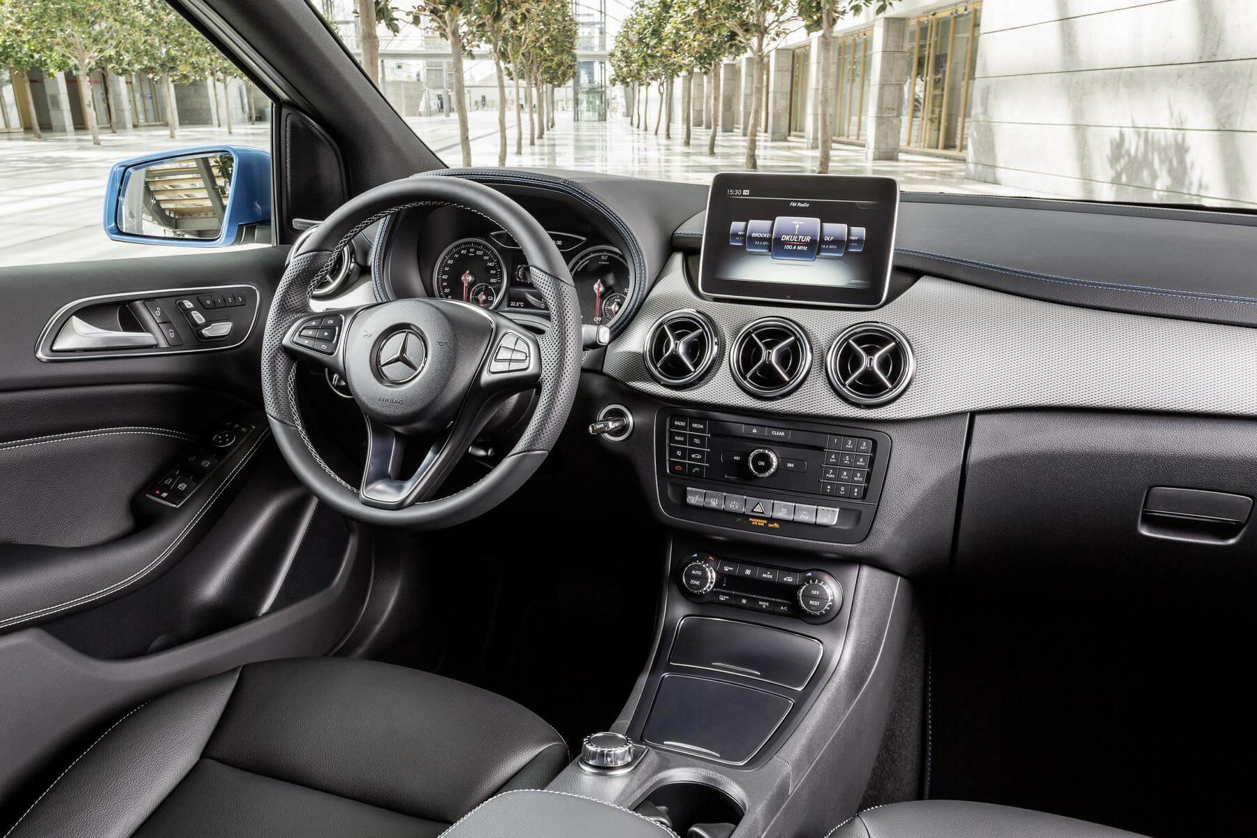Mercedes B-Klasse Electric Drive - Elektroauto Daten 